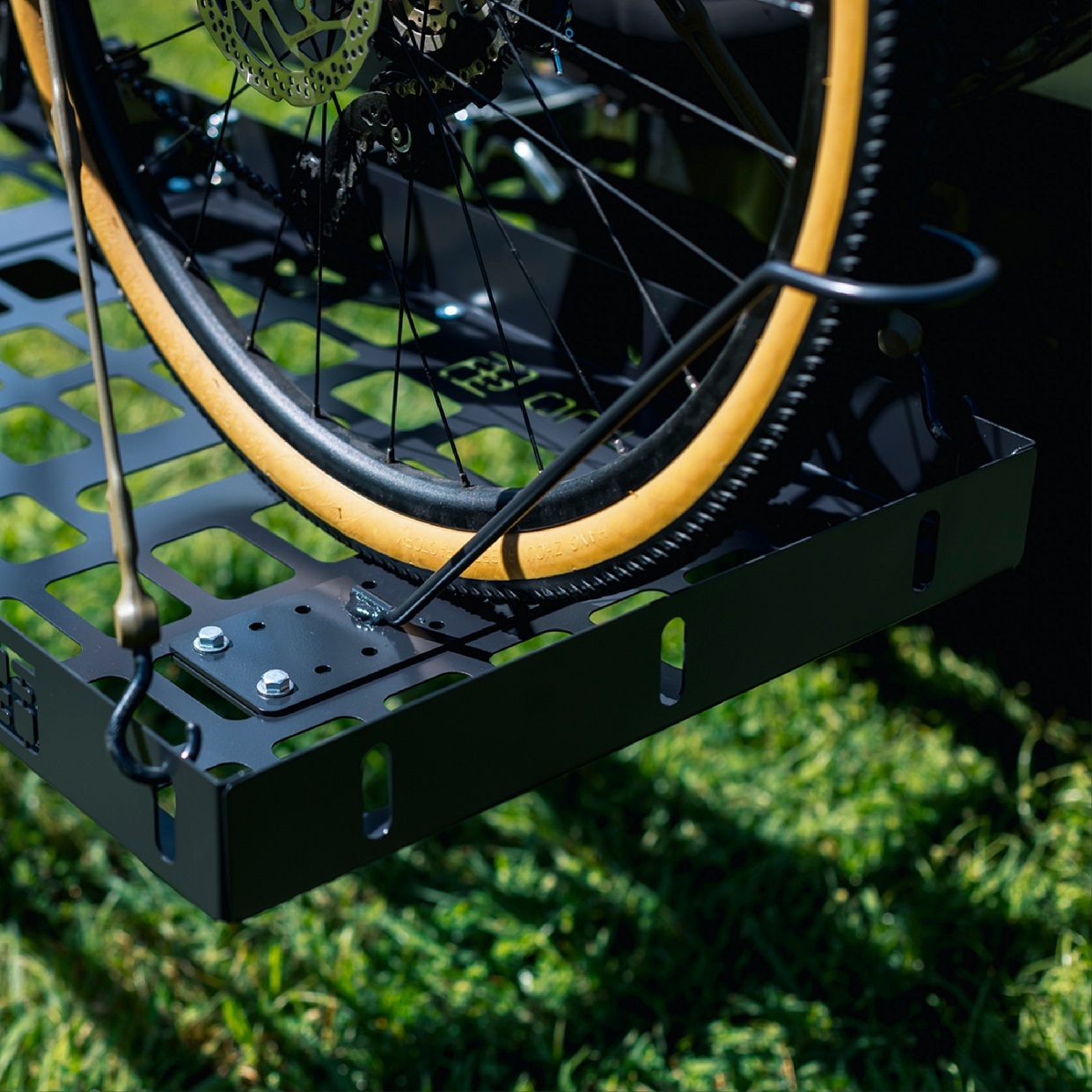 1054 バイシクルラックアダプター OUTSTATION / bicycle rack adapter BAC-001 ブラック