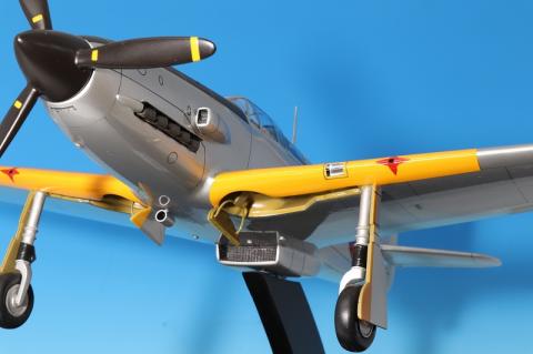 255 飛燕の模型1機＋アクリルディスプレイケース（特注品）