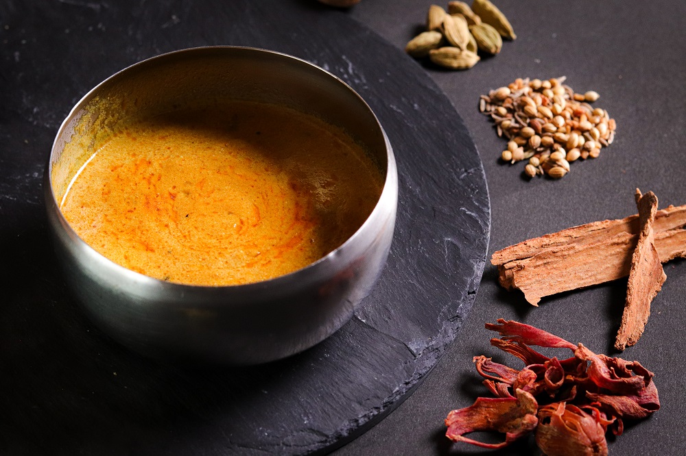 526 鶏とじゃがいもの辛口カレー（アルムルグマサラ）5袋セット