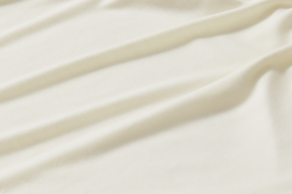 922 とろけるような着心地、高級ウールTシャツ