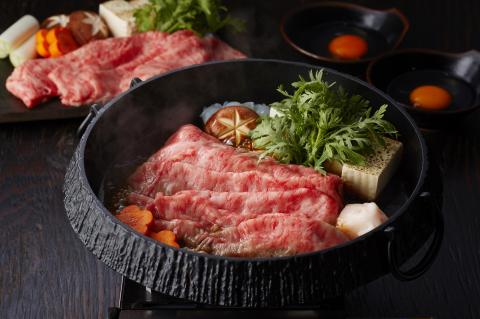 4 特撰飛騨牛Ａ５等級　すき焼き用900g