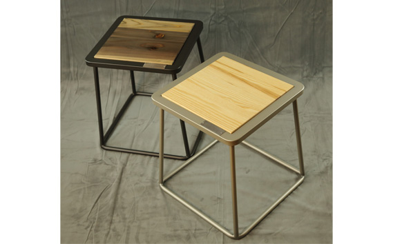 squaRスクエアール　スツール～塔～プラチナメタリック