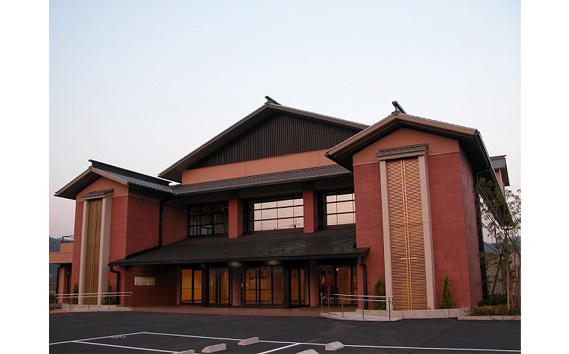 ピアノ練習  文化の里花咲きホール半日使用