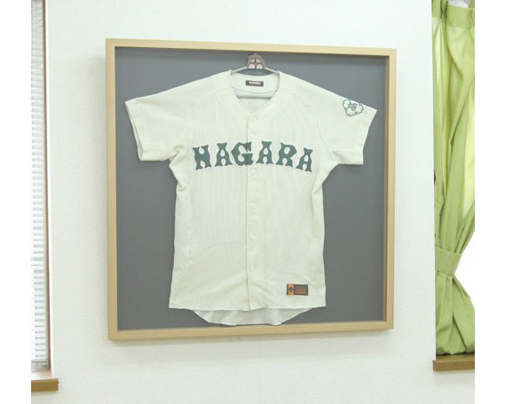 ユニフォーム額（ナチュラル木目 UVカットアクリル板仕様）