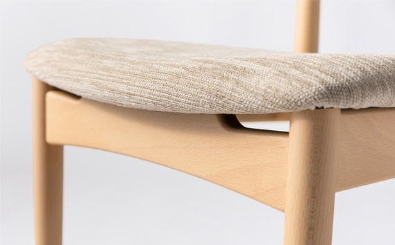 椅子　OC‐B1　5.3kg