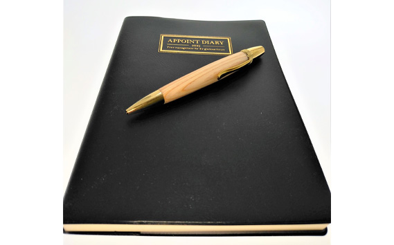 美山杉（みやますぎ）　「結ペン」あかつき