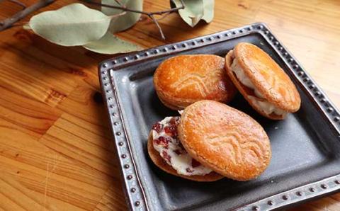 干し柿バターサンド6個入り　約210g