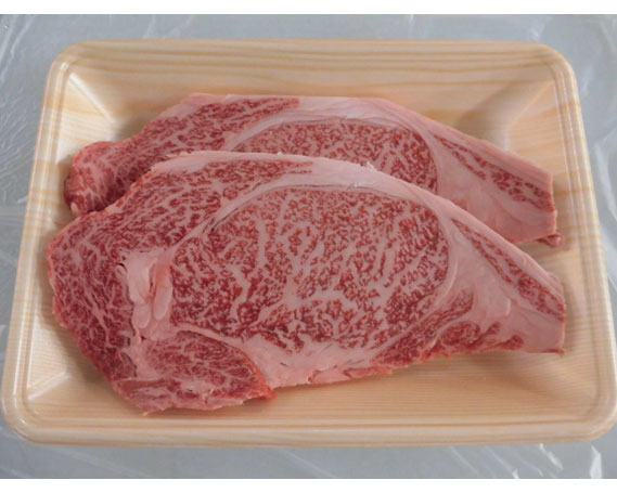 飛騨牛ロースステーキ用　計約400g（5等級／冷凍）