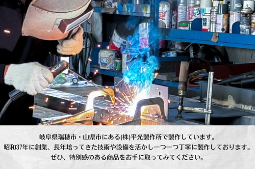 レーザー加工技術の結集！『名入れ記念プレート』【兜】鏡面仕上げ ※離島への配送不可