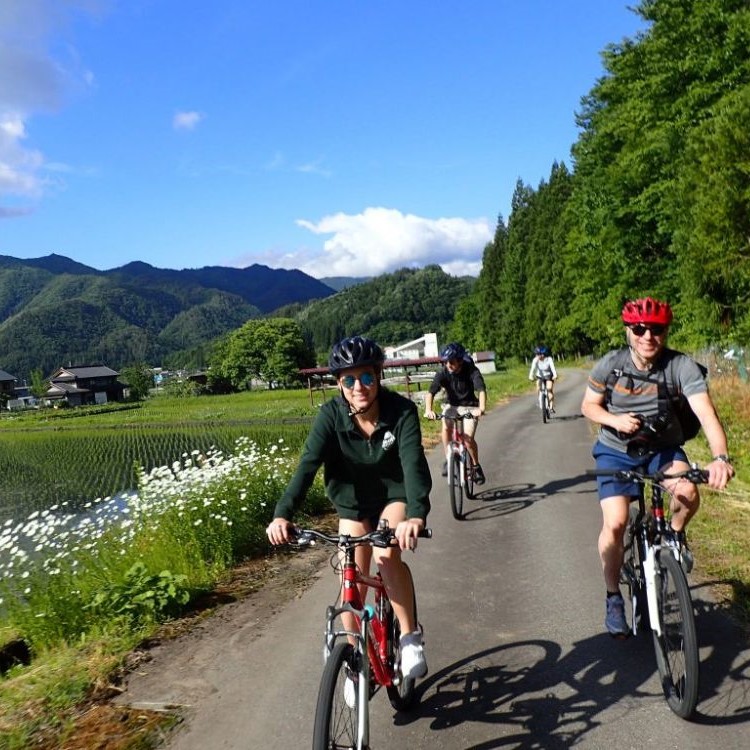 飛騨里山サイクリング プライベートガイドツアー スタンダードコース 1～4名様まで[Q2475]