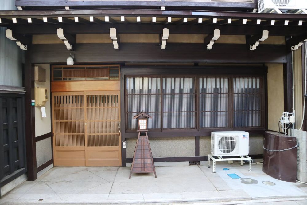 吉城の郷 馬出し橋 1泊朝食付き 宿泊券 3名様～5名様まで 貸し切り 1日1組限定 飛騨古川 古民家 観光[Q285]