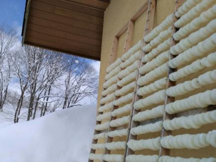 先行予約【2026年2月下旬より発送】奥飛騨山之村 寒干し大根 伝統保存食 乾物 干し大根 煮物 すき焼き おでん 漬物 100g×2袋 [Q467]