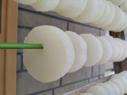 先行予約【2026年2月下旬より発送】奥飛騨山之村 寒干し大根 計140g 70g×2箱 煮物 すき焼き 漬物 などに[A0119]