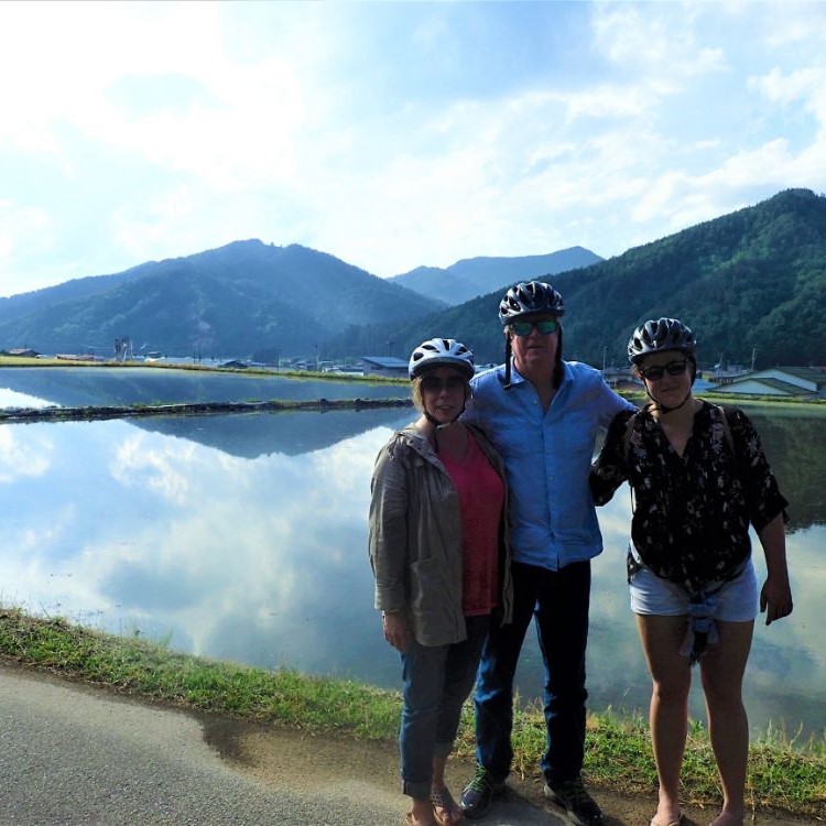 飛騨里山サイクリングガイドツアー スタンダード 飛騨古川 自転車 体験  ペアチケット[Q2474]