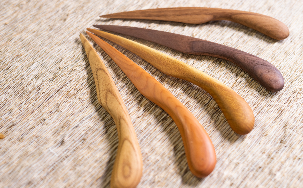 木彫りペーパーナイフ 手作り 一位一刀彫 木工品 飛騨 選べる5種類 ほっとする店[Q1889xpi]