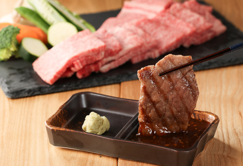 【冷凍】飛騨牛カルビ  600g　 牛肉 国産 ブランド牛【22-16】