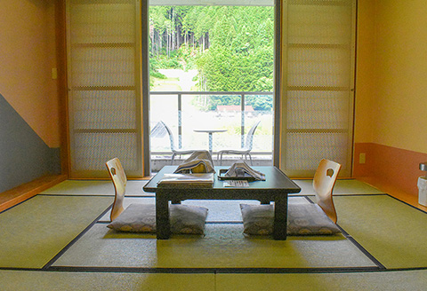 下呂温泉【道の駅 飛騨金山ぬく森の里温泉】宿泊補助券（3,000円分） 宿泊券 温泉 旅行 宿泊【a019-1】