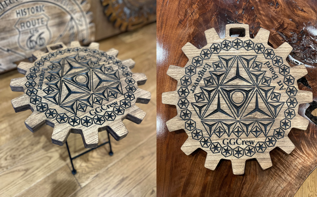 【ウォルナット】サイドテーブル Deepshadow ディープシャドウ（1台）（幅 430mm×奥行 430mm×高さ 380mm）机 テーブル 彫刻 キャンプ 軽量 天然木 折り畳み【GGCrew】【93-11【1】】