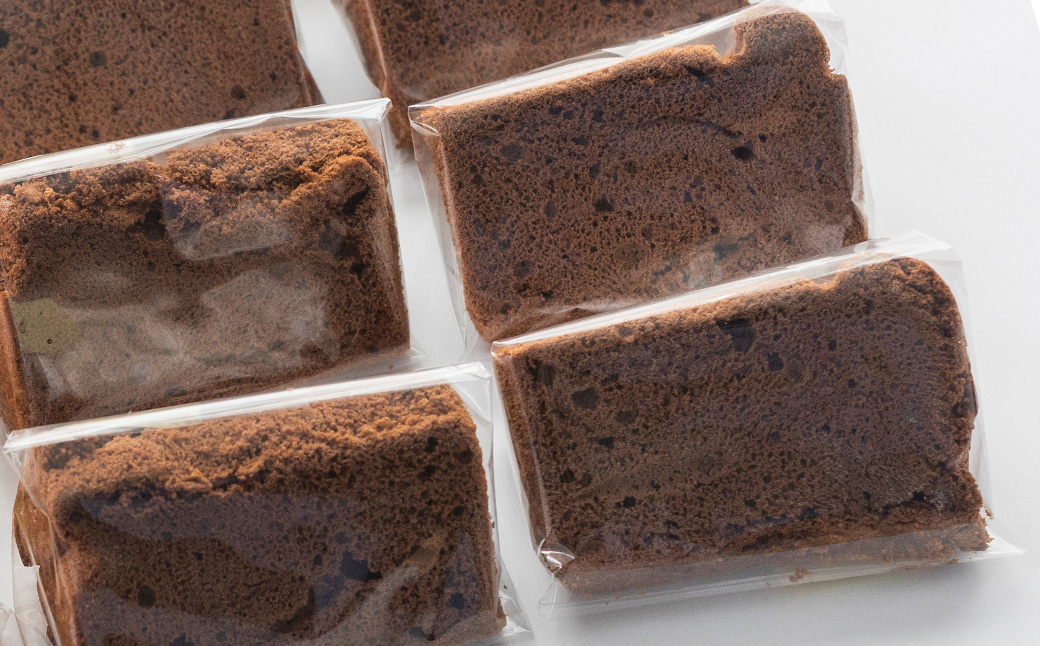 シフォンケーキ（ハイカカオ有機チョコレート）1ホール 8カット（ 1カット15g）計 120g【96-4】