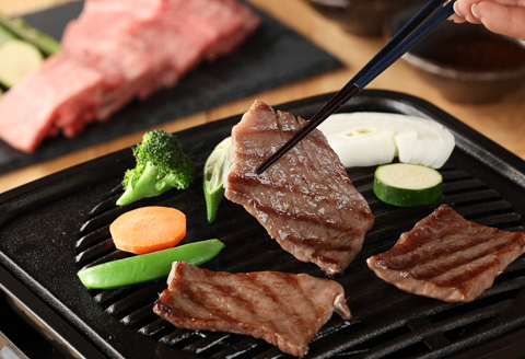 【冷凍】飛騨牛カルビ焼肉用（800g）最高級 国産 牛肉 ブランド牛 和牛 大容量 【22-25】