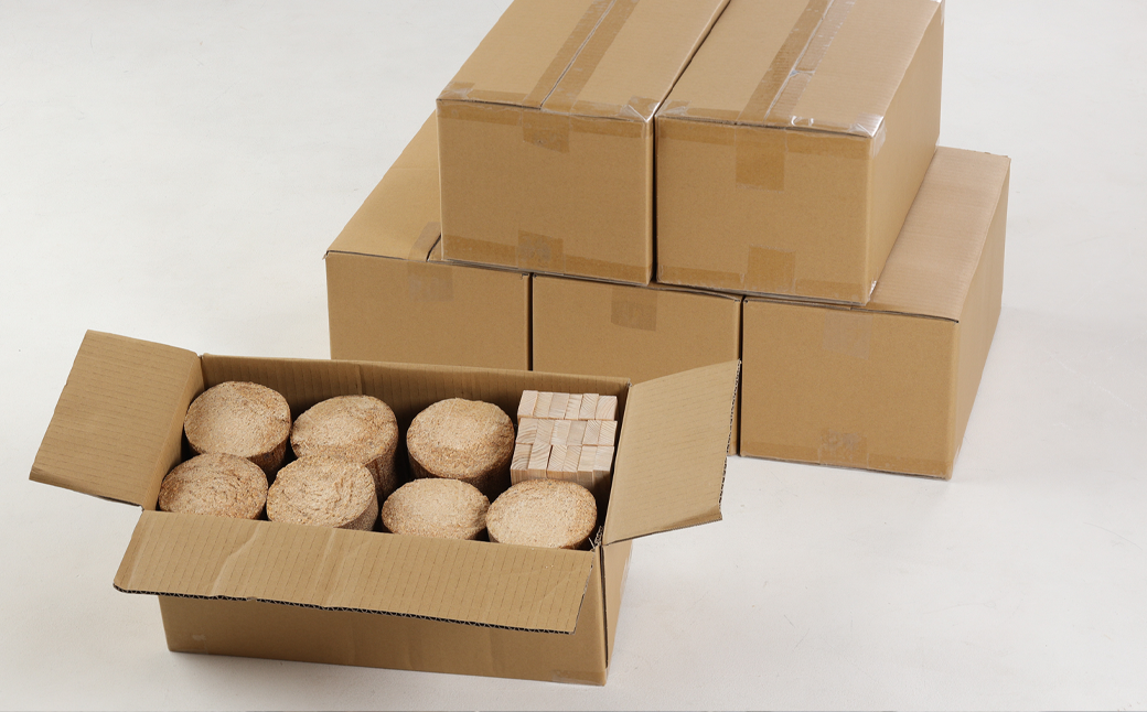 【毎月 定期便 全3回】バイオフレア（14個+焚きつけ材 約10kg）6箱×3ヶ月【計18箱（252個）】 キャンプ 焚火 アウトドア バイオコークス 固形燃料 たき火 サウナ 焚き付け材 焚き付け BBQ 暖炉 バーベキュー 毎月配送 毎月発送【AEJ株式会社】【109-B】