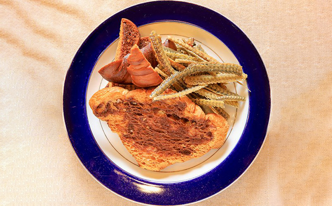 ウナギ骨せんべいと川うなり塩キャラメルラスク詰合せセット【せんべい、ラスク、詰め合わせ】