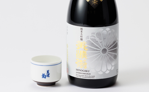 美濃菊　純米大吟醸　薫　720ml