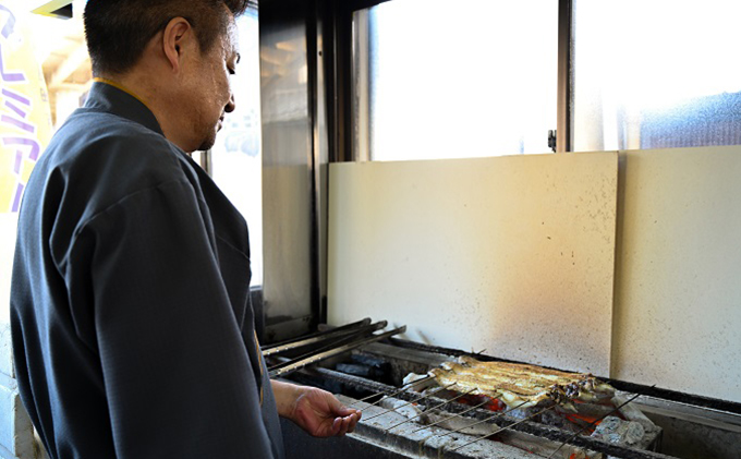 三河一色産 備長炭手焼き 昭和9年創業 魚しげのこだわりのうなぎ 蒲焼1尾