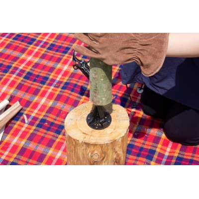 MINOURAのトライウッド「Try x Wood」　組み立て式薪割り台