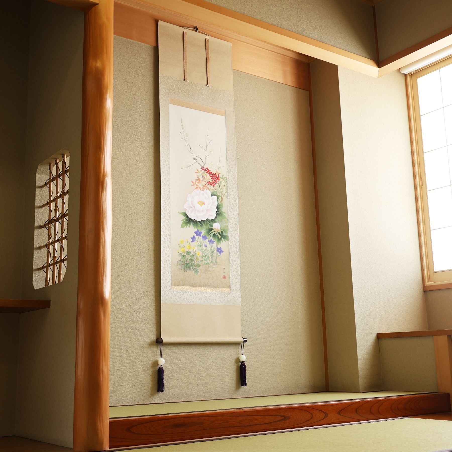 掛軸 「四季花」 鈴木優莉 尺五立