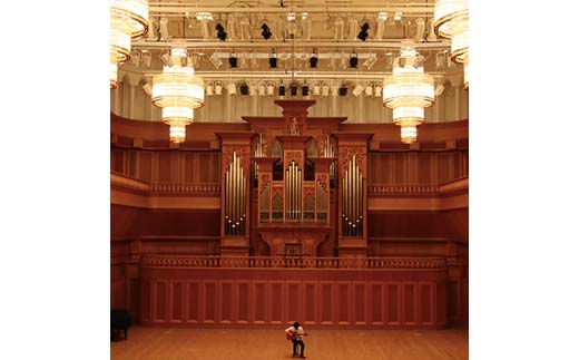 ホールひとりじめコンサート トム兼松&フレンド 貸し切り 音楽 ギター 演奏会 コンサート ホール ギタリスト イベント 体験型ギフト 岐阜県 坂祝町 さかほぎ F6M-139