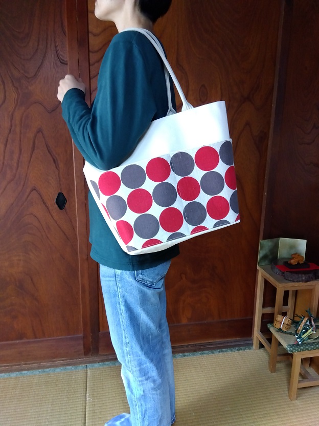 布かばん カルイオモイ トートバッグ ドット柄 ピンク 総裏地 外ポケット 内ポケット