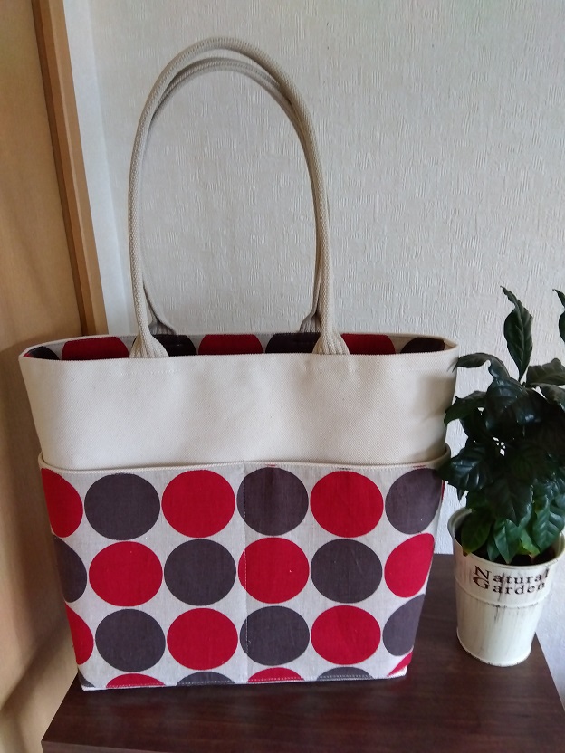 布かばん カルイオモイ トートバッグ ドット柄 ピンク 総裏地 外ポケット 内ポケット
