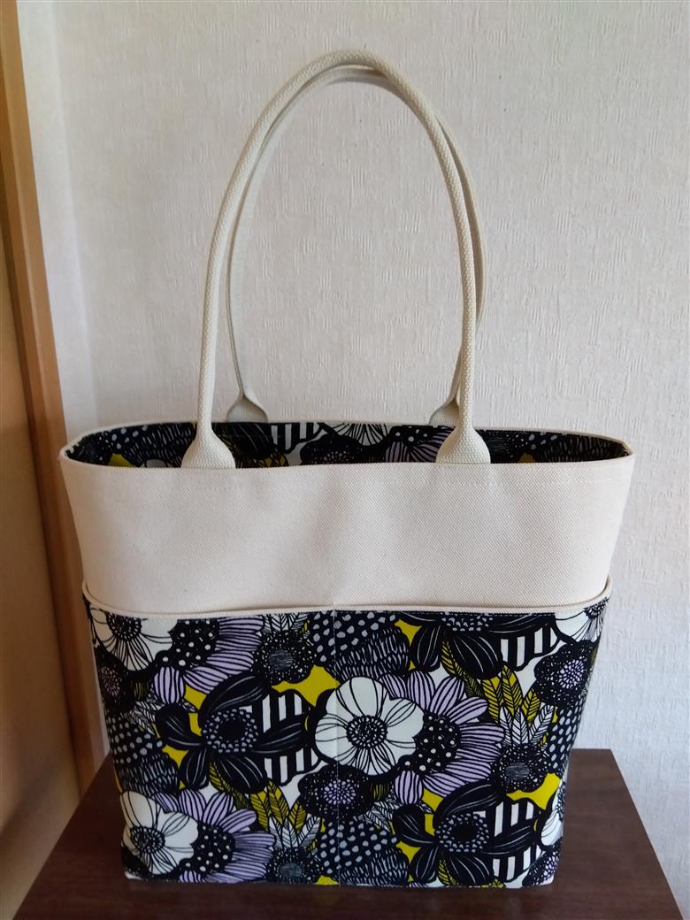 布かばん カルイオモイ トートバッグ 花柄 黒 黄色 総裏地 外ポケット 内ポケット