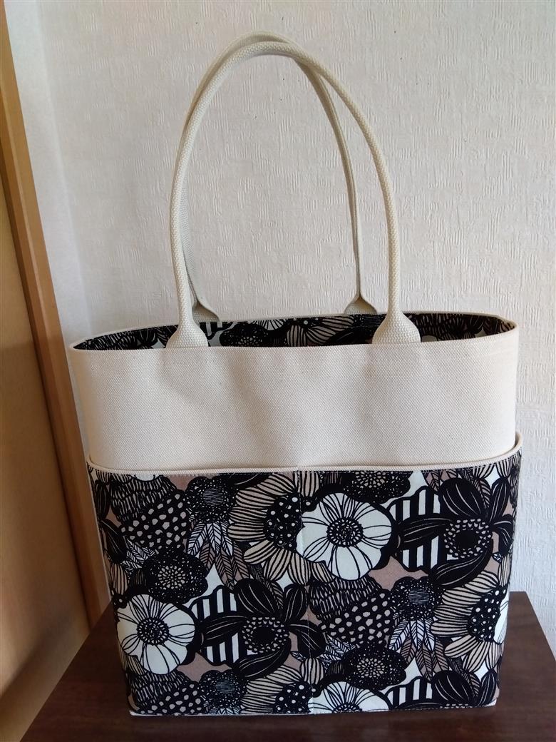 布かばん カルイオモイ トートバッグ 花柄 黒 ベージュ 総裏地 外ポケット 内ポケット