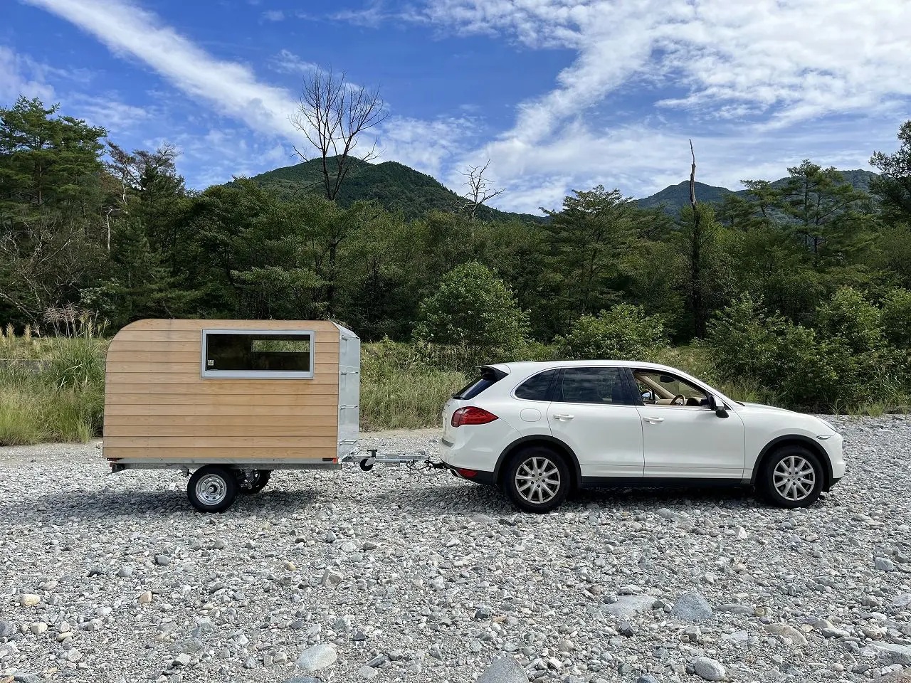 コダマカーゴ トレーラーハウス 小屋 天然木檜製 動く小屋 檜材 檜材 国産 木製 トレーラー キャンプ アウトドア 東白川村 コダマプロジェクト【北海道・沖縄県・離島配送不可】