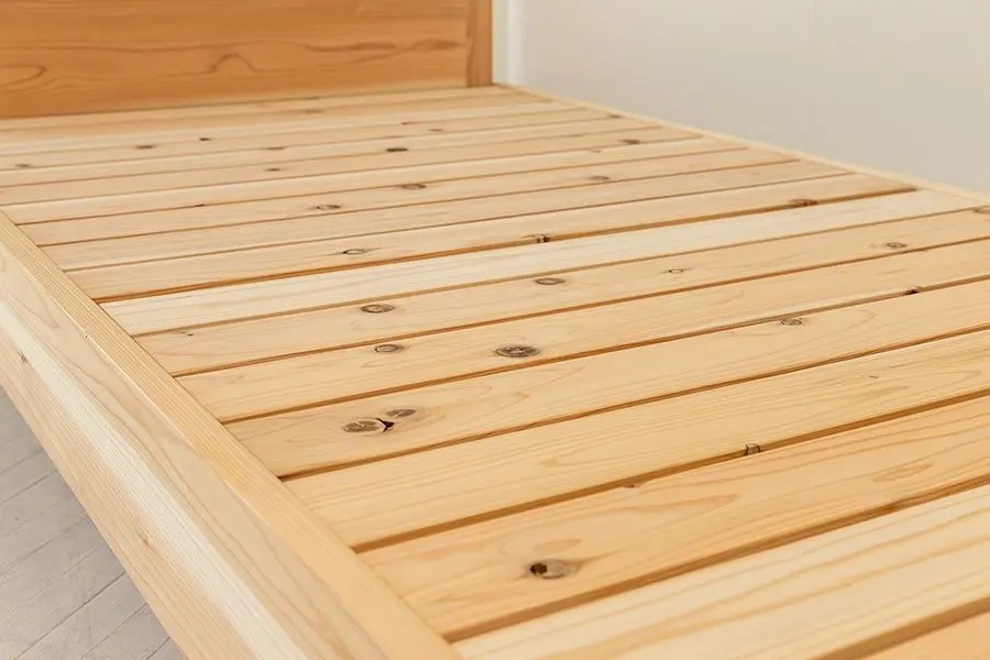 コダマベッド セミダブル 家具 インテリア寝具 寝具 ベッド ベッドフレーム 岐阜県産 杉 杉材 スギ 天然木 無垢材 オイル仕上げ おしゃれ インテリア 日用品 東白川村 【北海道・沖縄県・離島配送不可】