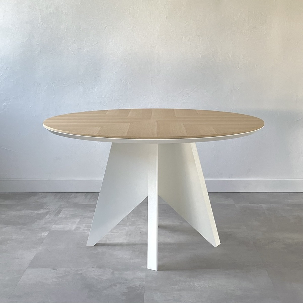 松永工房 MASTER PIECE ダイニングテーブルラウンド120 ナチュラルカラー×ホワイトカラー モダンテイスト シンプルデザイン 木製 丸テーブル リビングダイニング マスターピース【配送不可：沖縄・離島】
