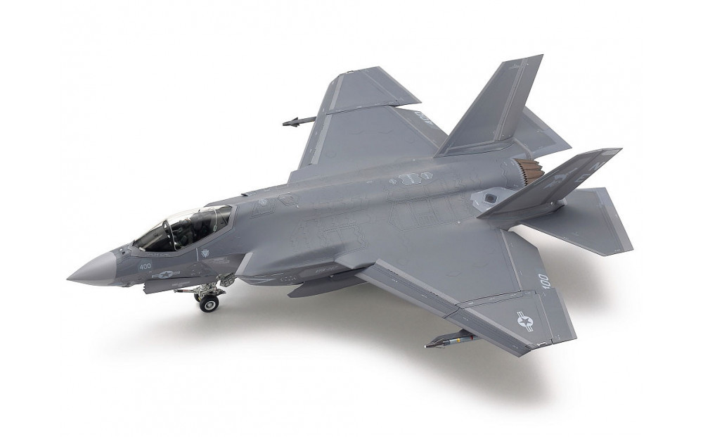 1/48 ロッキード マーチン F-35C ライトニングII