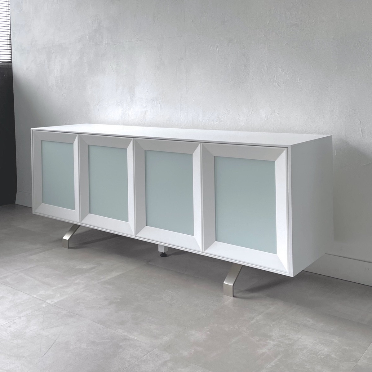 松永工房 MASTER PIECE サイドボードN180 ホワイトカラー モダンテイスト シンプルデザイン 木製 ローボード キャビネット リビング収納 ラグジュアリー マスターピース【配送不可：沖縄・離島】