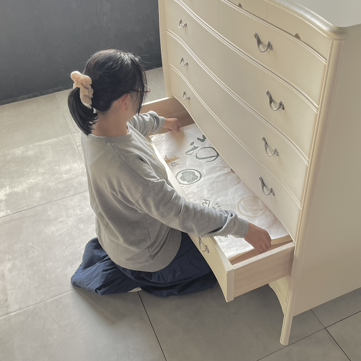 松永工房 Continue ビッグチェスト ホワイトカラー  クラシック エレガント インテリア アンティーク調家具 木製 チェスト ねこ脚 タンス 収納家具 収納 カンティーニュ 寝室【配送不可：沖縄・離島】