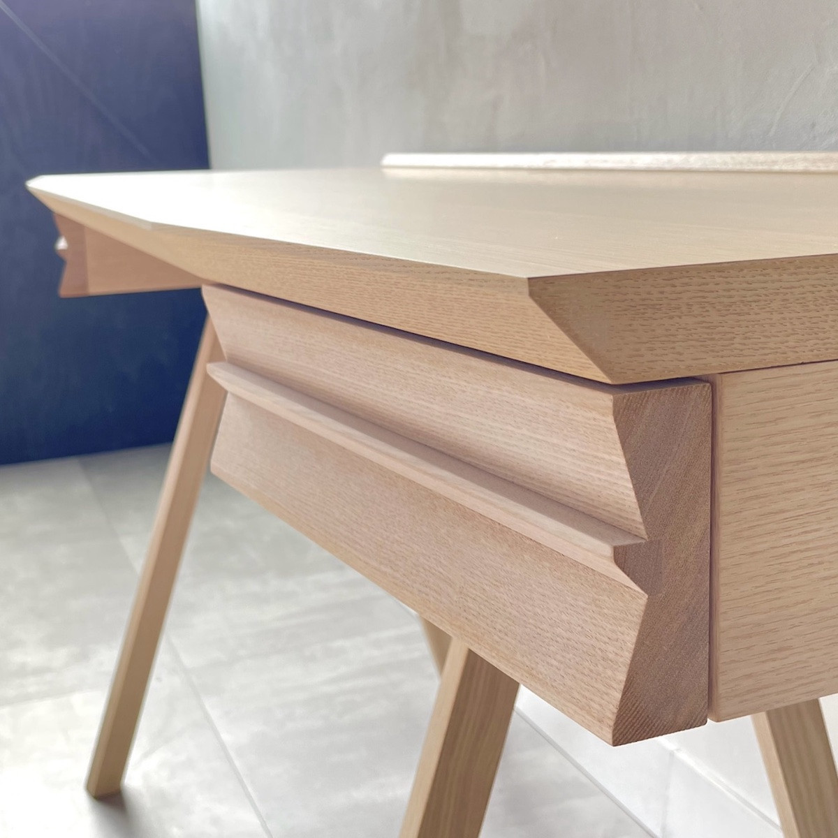 松永工房 MASTER PIECE デスクＮ135 ナチュラルカラー モダンテイスト シンプルデザイン 木製 デスク オフィス ホームユース 書斎 パソコンデスク 北欧モダン ワークペース マスターピース【配送不可：沖縄・離島】