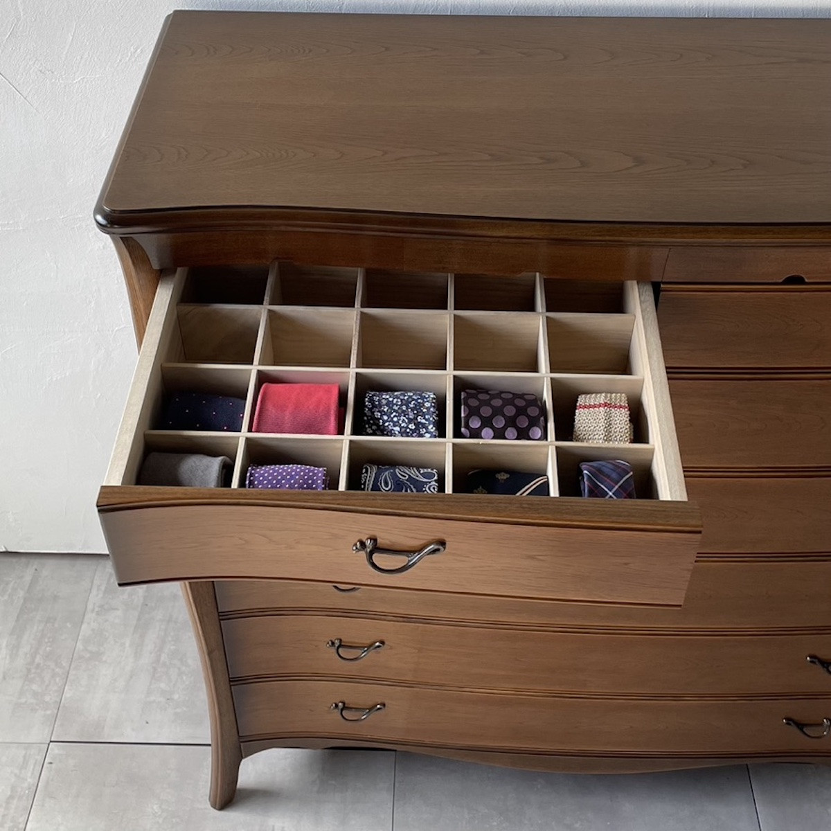 松永工房 Continue ビッグチェスト アンティークカラー  クラシック エレガント インテリア アンティーク調家具 木製 チェスト ねこ脚 タンス 収納家具 収納 カンティーニュ 寝室【配送不可：沖縄・離島】