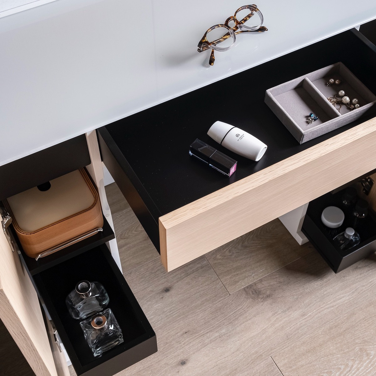 松永工房 MASTER PIECE オフィシャル限定品ドレッサー ナチュラルカラー×ホワイトカラー モダンテイスト シンプルデザイン 木製 鏡台 ミラー 化粧品収納 ヘアメイク メイクルーム マスターピース【配送不可：沖縄・離島】