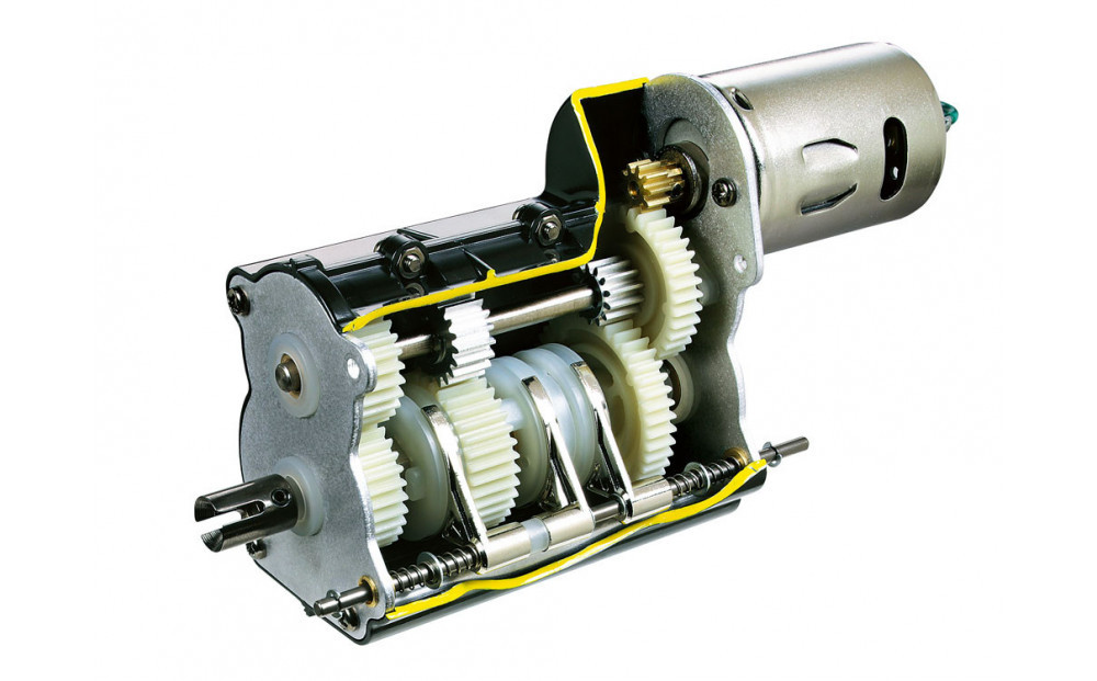 1/14RC ボルボ FH16 グローブトロッターXL 750 4×2 フルオペレーションセット