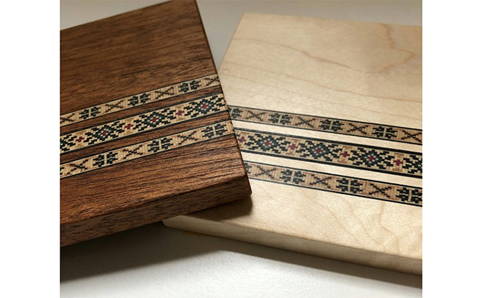 ウッドモザイク入り木製コースター（メイプル／マホガニー）