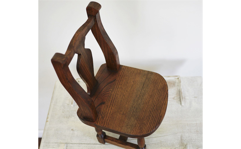 アンティーク調 かわいい子供椅子 (ケヤキ無垢材）【配送不可：沖縄県・離島】家具 イス 木製