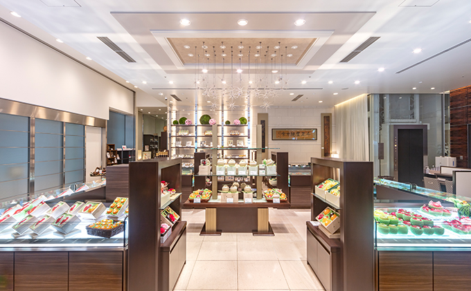 マスクメロン 1玉 1.3kg 日本橋 千疋屋総本店 メロン めろん 果物 くだもの フルーツ 旬の果物 旬のフルーツ 高級フルーツ 青肉 静岡クラウンメロン 千疋屋 デザート 静岡 静岡県 浜松市 【配送不可：離島】