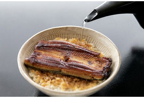 うなぎ ひつまぶし セット 鰻 ウナギ 蒲焼 だし汁 グルメ 贈り物 ギフト 1/2尾×3 出汁 140cc×3 タレ 山椒 三島市 静岡県