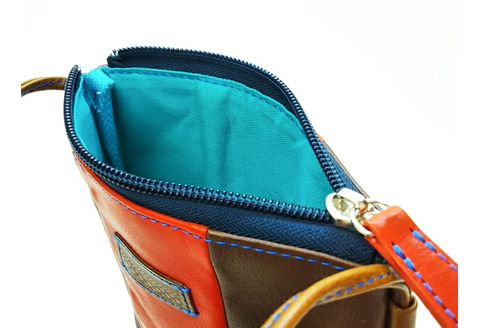 「三嶋柄入り」 ハンドメイド 牛革 ポシェット ＜しましま＞ バッグ やわらかい 牛革 かわいい ハンドメイド おしゃれ レディース シンプル 贈り物 ギフト プレゼント 手提げ バック 革製品 小物 ファッション アクセサリー コンパクト 軽量 肩掛け 斜めがけ 長さ調節可能 ヌメ革 本革 裏地付き 大人 ユニセックス 日本製